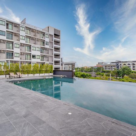 Thaya Hotel Bangkok Ngoại thất bức ảnh