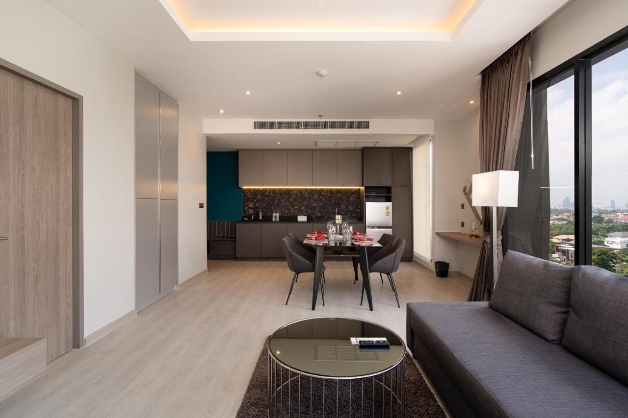 Thaya Hotel Bangkok Ngoại thất bức ảnh