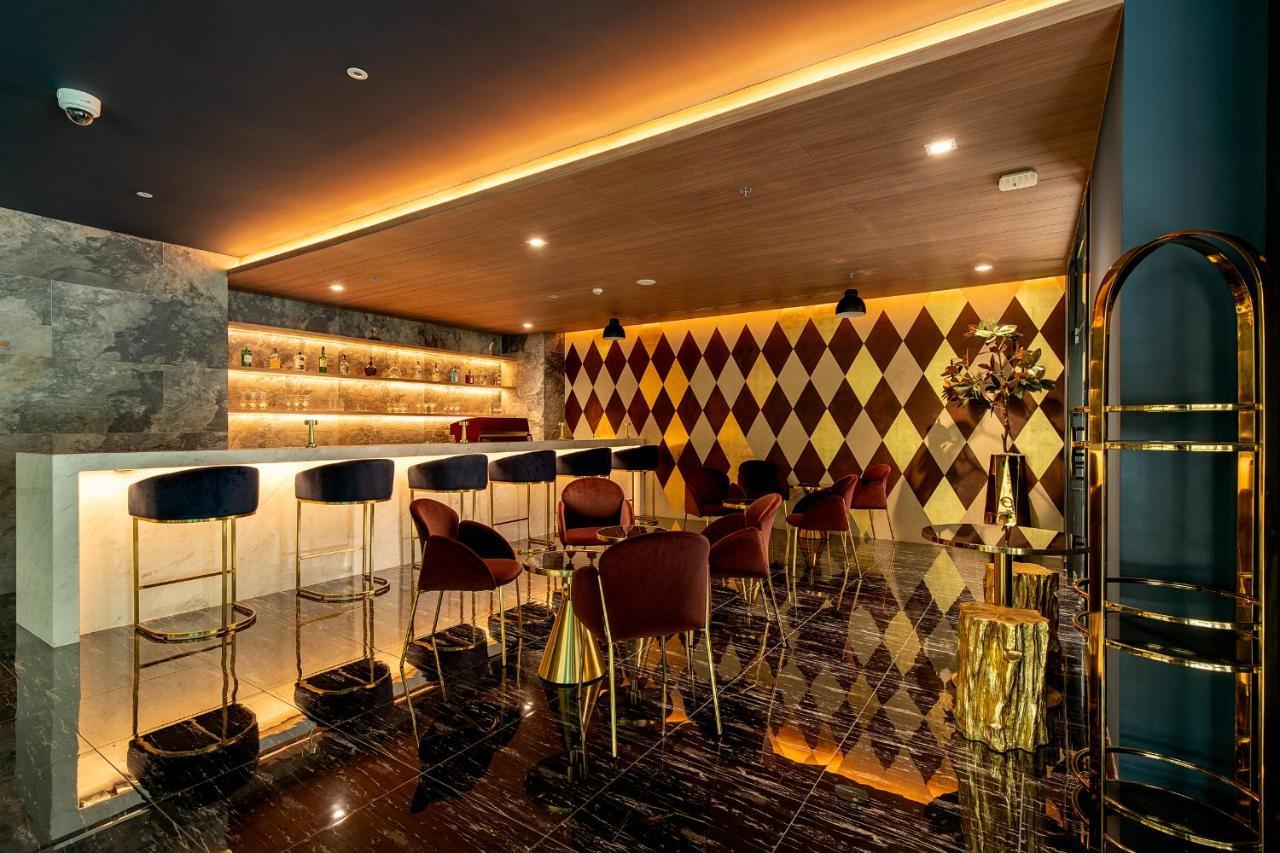 Thaya Hotel Bangkok Ngoại thất bức ảnh