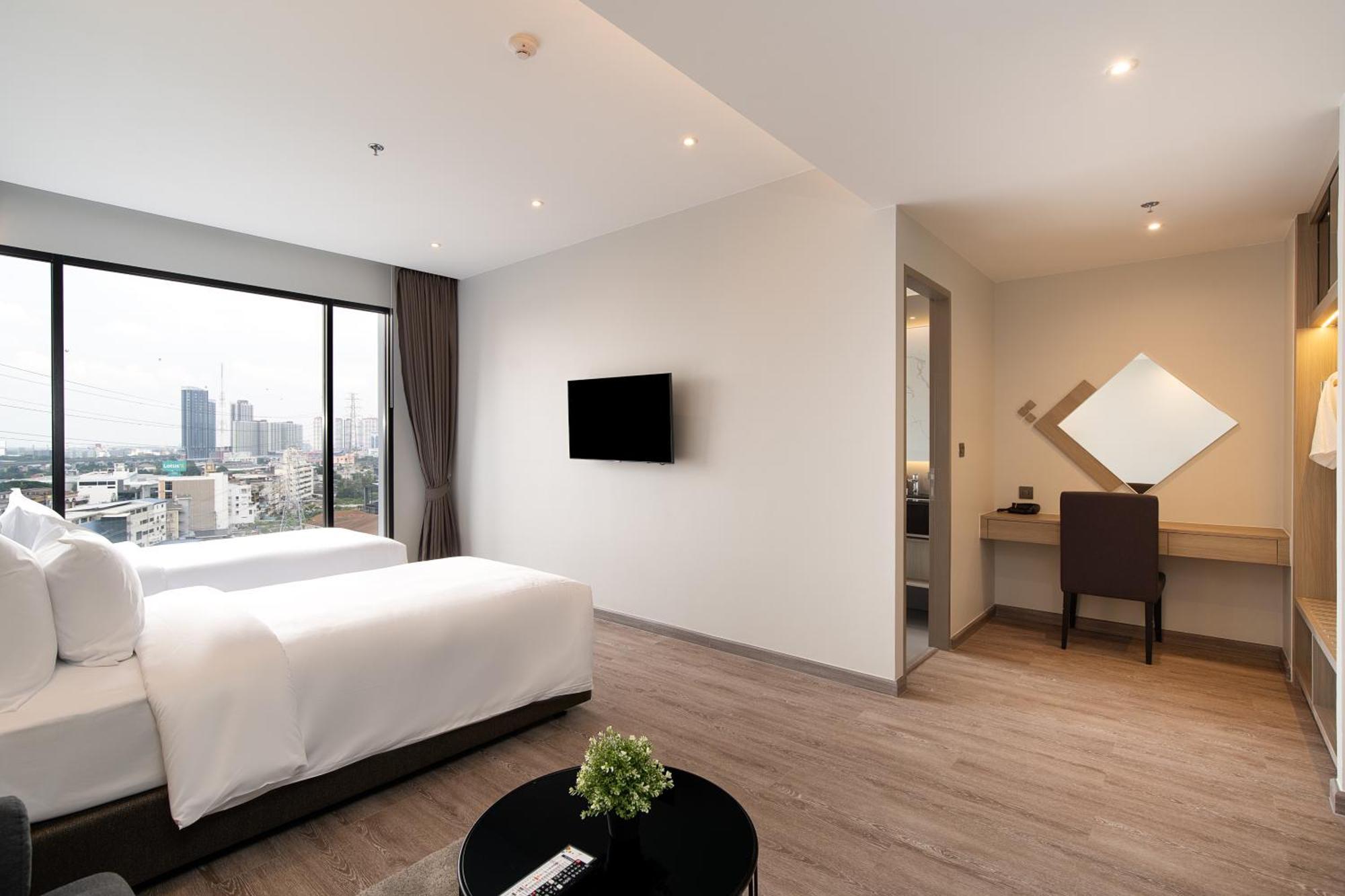 Thaya Hotel Bangkok Ngoại thất bức ảnh
