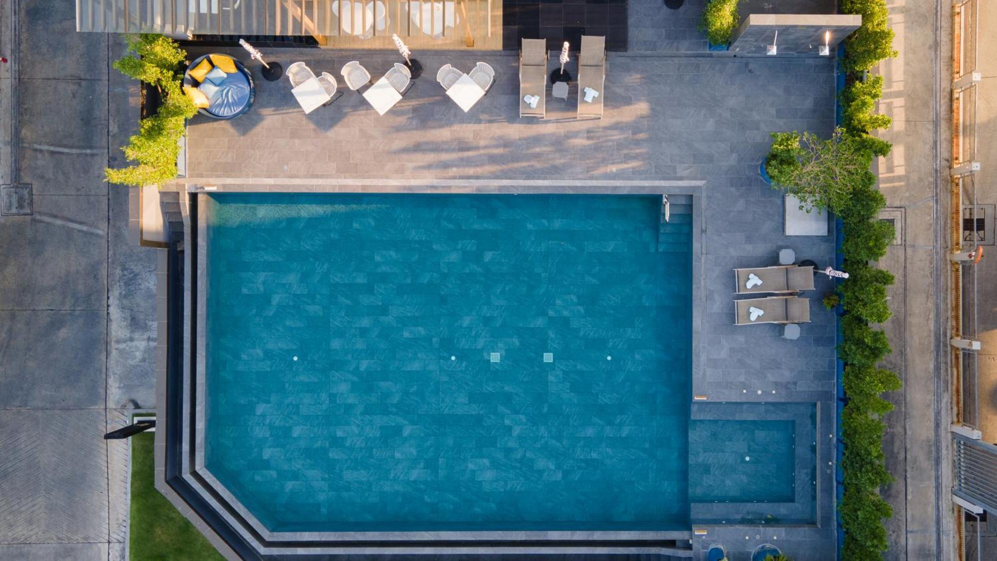 Thaya Hotel Bangkok Ngoại thất bức ảnh