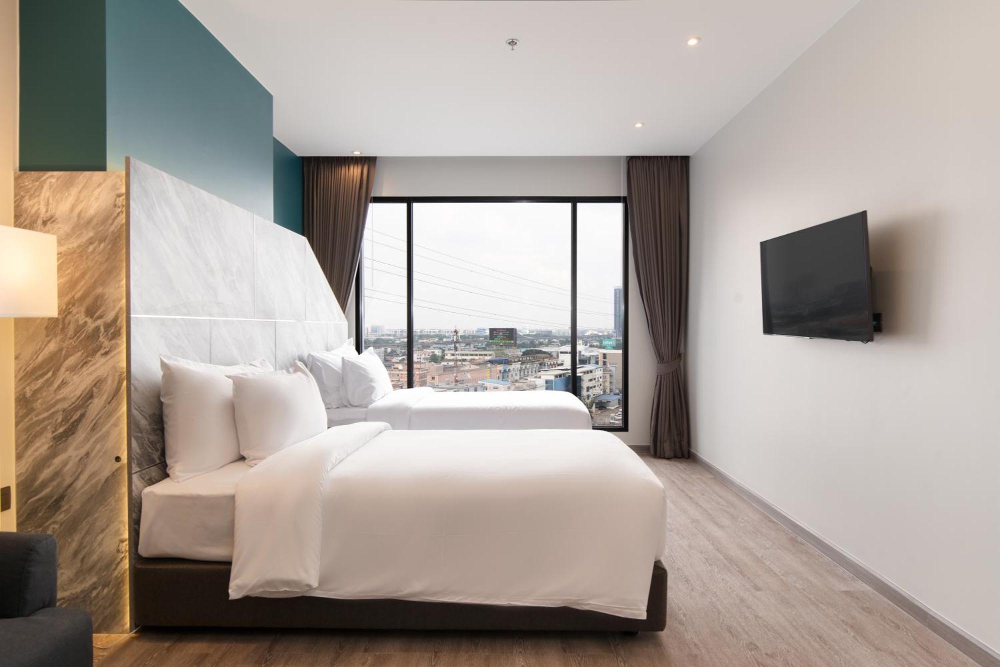 Thaya Hotel Bangkok Ngoại thất bức ảnh